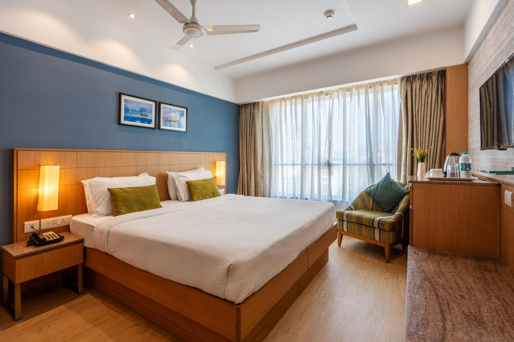 Hotel Gcc North Side Mira-Bhayandar Exteriér fotografie