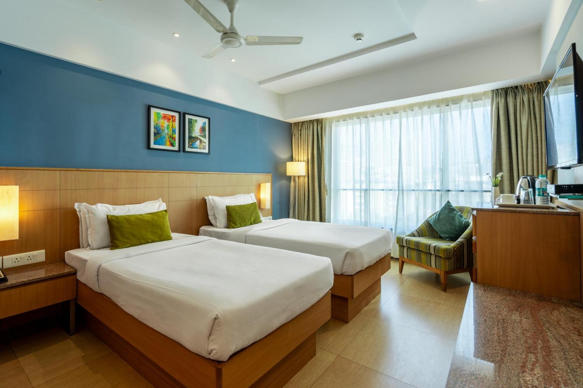 Hotel Gcc North Side Mira-Bhayandar Exteriér fotografie