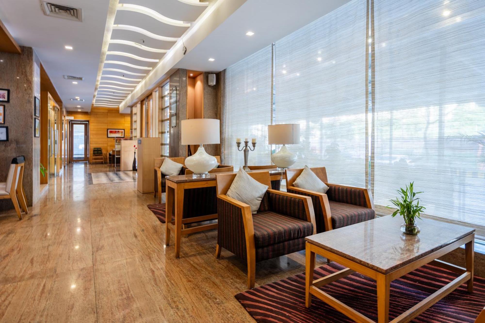 Hotel Gcc North Side Mira-Bhayandar Exteriér fotografie